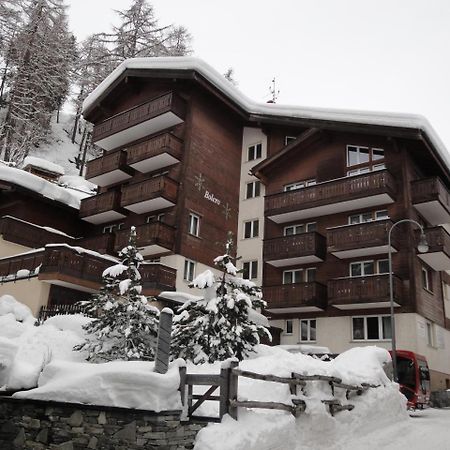 Bolero 4.5 Dachzimmerwohnung Zermatt Exteriör bild