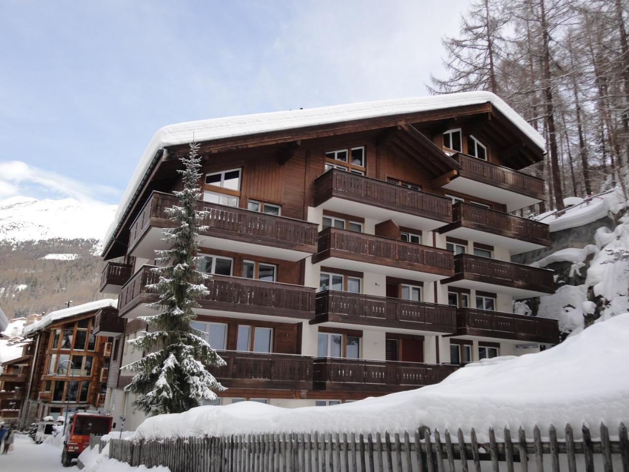 Bolero 4.5 Dachzimmerwohnung Zermatt Exteriör bild