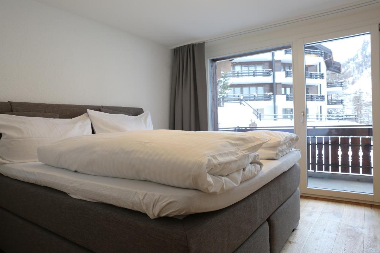 Bolero 4.5 Dachzimmerwohnung Zermatt Exteriör bild